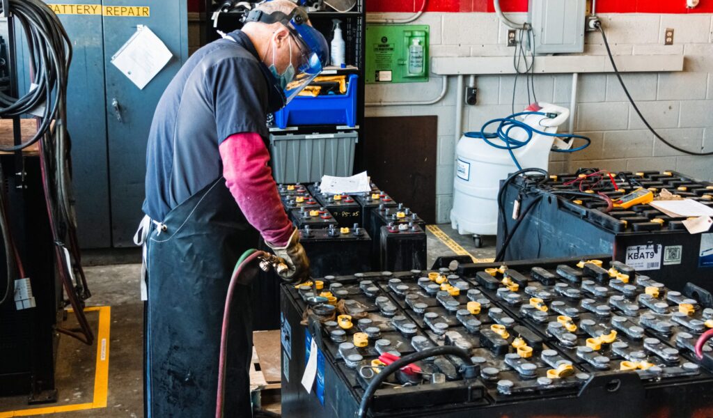 forklift battery repair