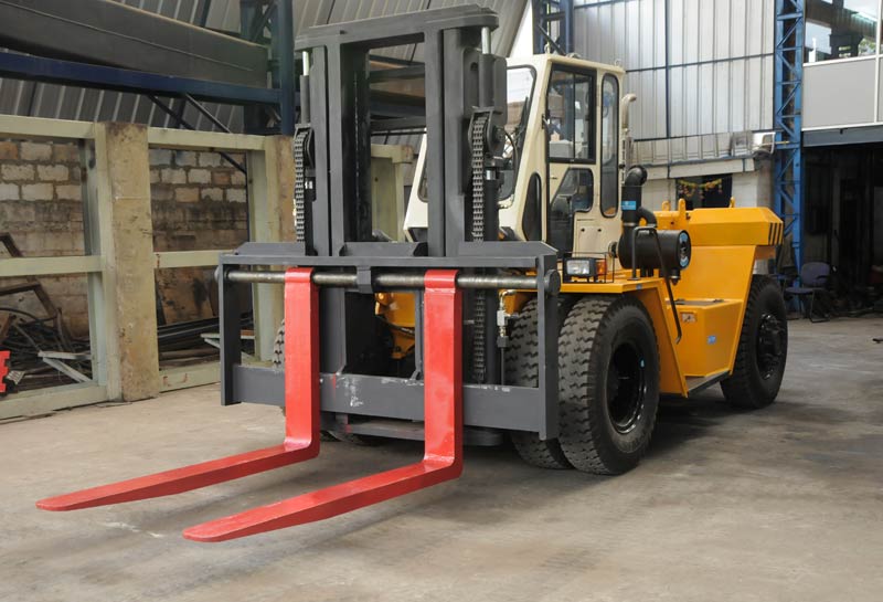 10 Ton Forklift