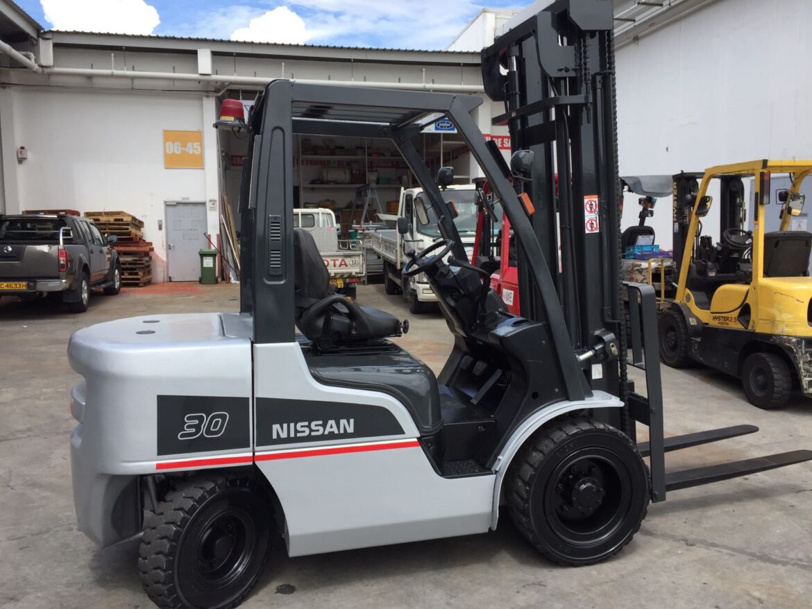 NISSAN Forklift